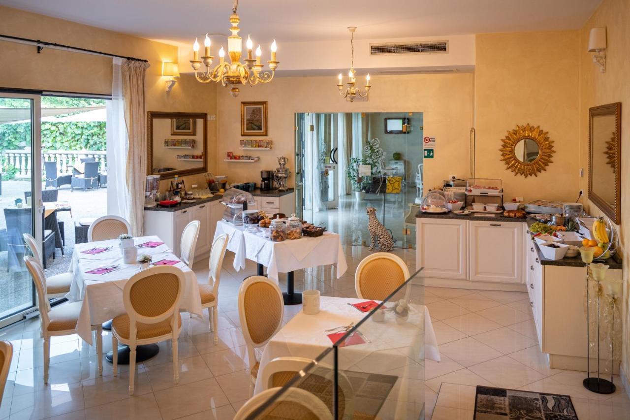 Borgo Dei Poeti Romantik Hotel Manerba del Garda Exterior foto